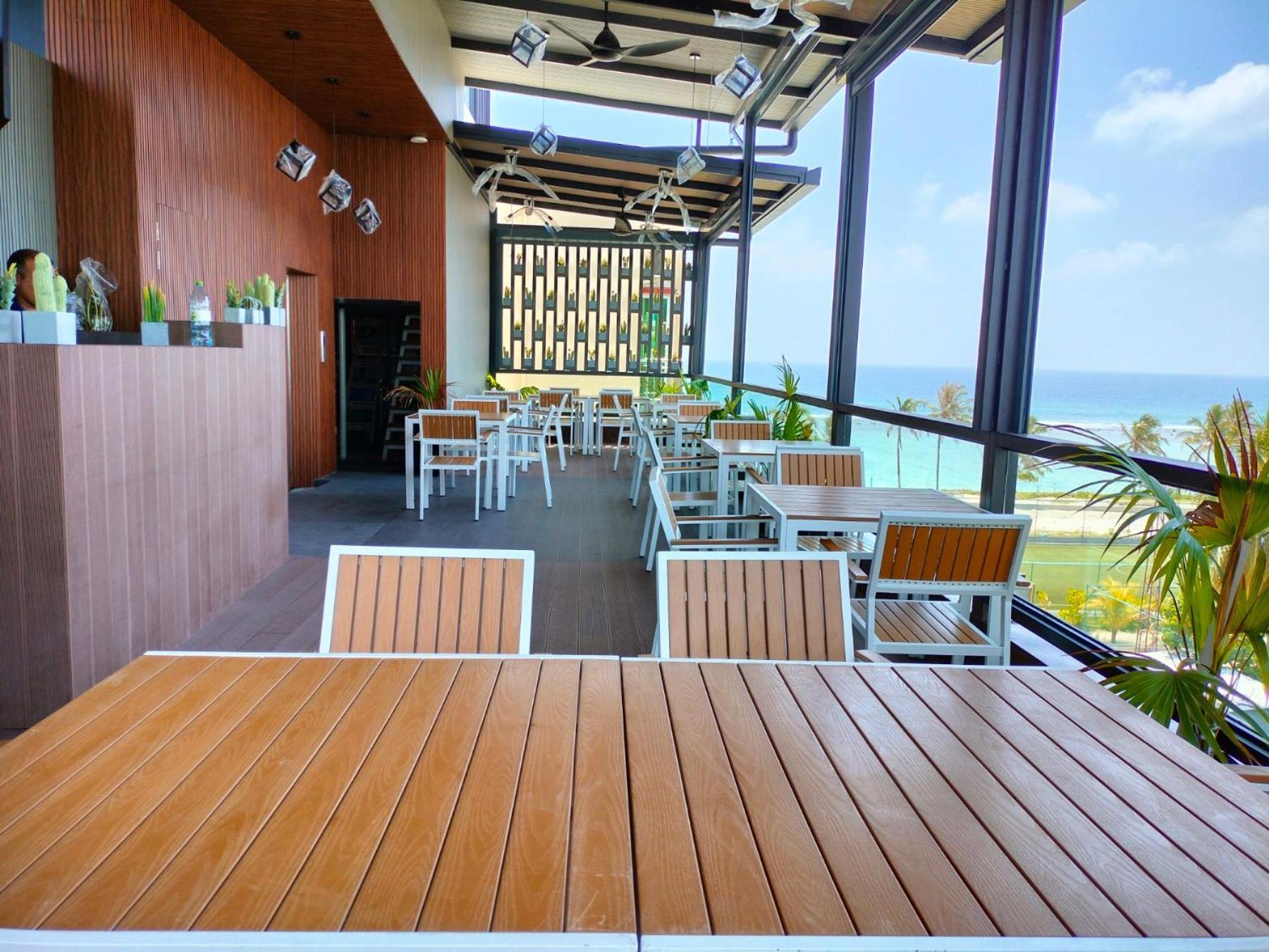 Hotel Star Shell Hulhumale Exteriör bild
