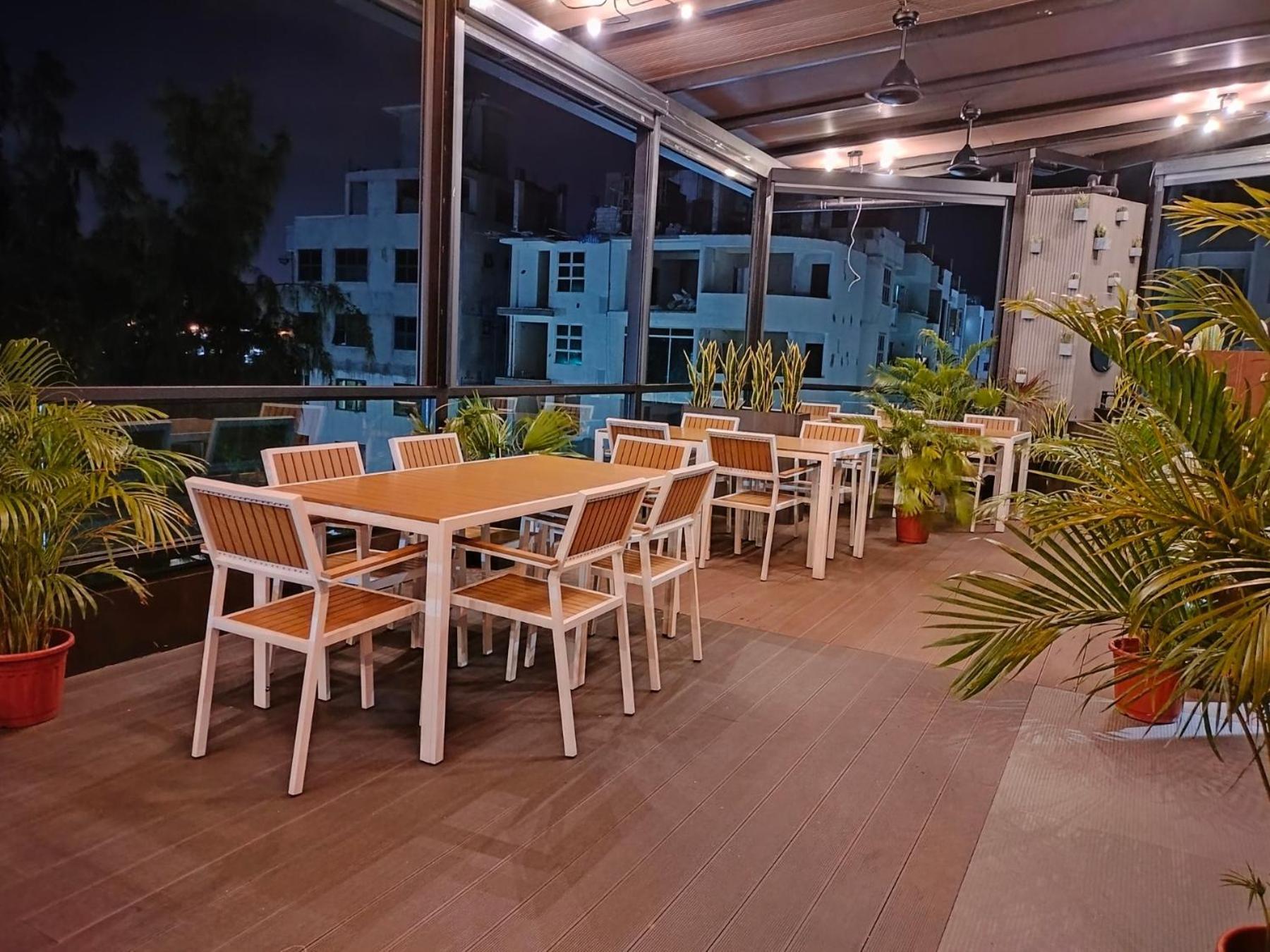 Hotel Star Shell Hulhumale Exteriör bild